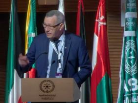 Belhimer : les options du renouveau et du renforcement de la communication arabe, un défi qui s’impose aux médias arabes. - Réveil d'algérie