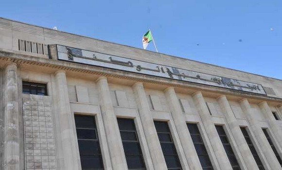 APN: reprise des travaux jeudi en séance plénière consacrée aux questions orales. - Réveil d'algérie