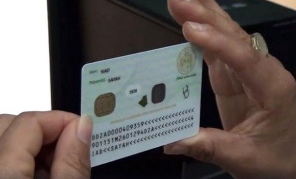 Prolongation du délai de retrait des cartes d’identification biométrique jusqu’au 4 décembre - Réveil d'algérie