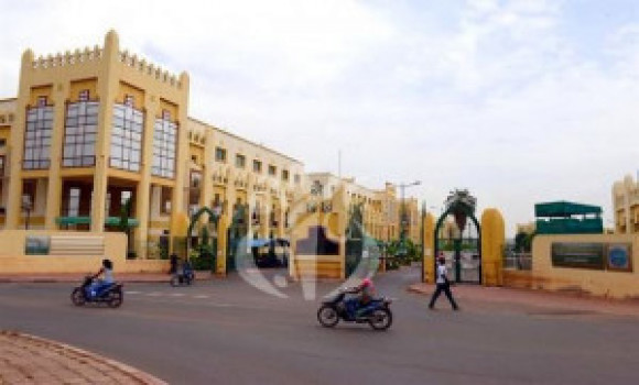 Transition au Mali: la phase finale des assises nationales repoussée à décembre prochain. - Réveil d'algérie