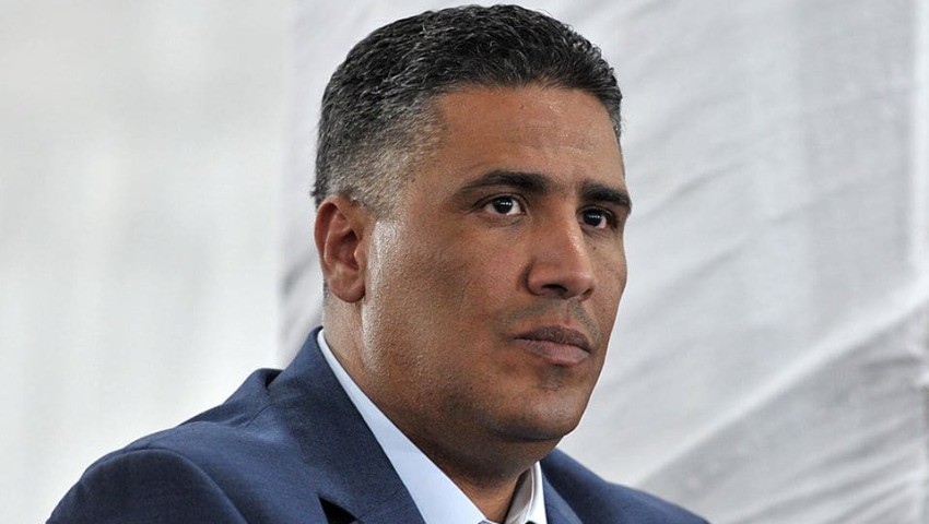 Transformation du Fonds national du logement en banque. - Réveil d'algérie