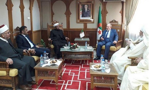Le président du HCI reçoit des représentants de la Tarika Chikhia d’Europe et d’Afrique - Réveil d'algérie