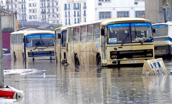 La Protection civile aux secours des habitations du vieux bâtis au Centre du pays ces dernières 24 h - Réveil d'algérie