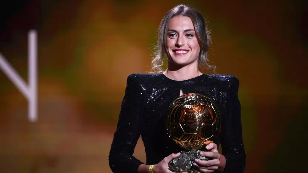 Alexia Putellas remporte le ballon d’Or féminin. - Réveil d'algérie