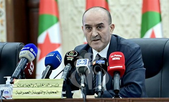 Nécessité de parachever le processus du développement de la capitale. - Réveil d'algérie