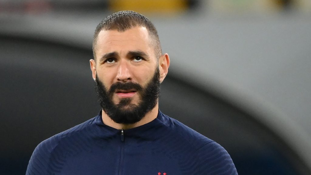 Karim Benzema condamné à 1 an de prison avec sursis . - Réveil d'algérie
