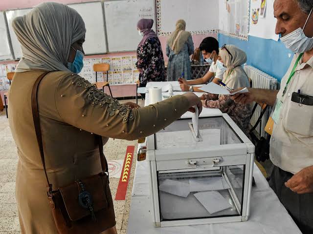 Le lancement des localités du 27 novembre au niveau national. - Réveil d'algérie