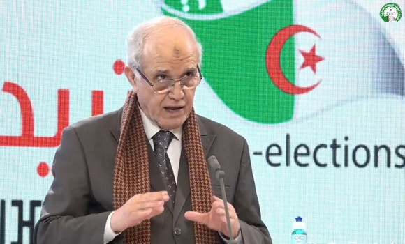 un taux de participation de 35,97% aux élections des APC à la clôture des urnes. - Réveil d'algérie