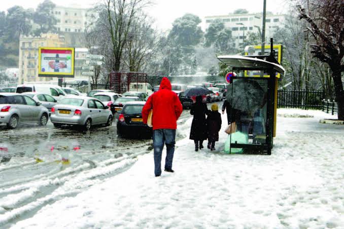 Alerte neige : chutes de neige sur plusieurs wilayas du nord du pays à partir de dimanche. - Réveil d'algérie