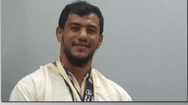 Fathi Nourine annonce sa retraite définitive. - Réveil d'algérie