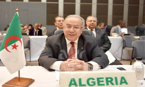 Ramtane Lamamra prend part, à l’invitation de ses homologues chinois et sénégalais, aux travaux de la 8e session ministérielle du Forum sur la coopération sino-africaine. - Réveil d'algérie