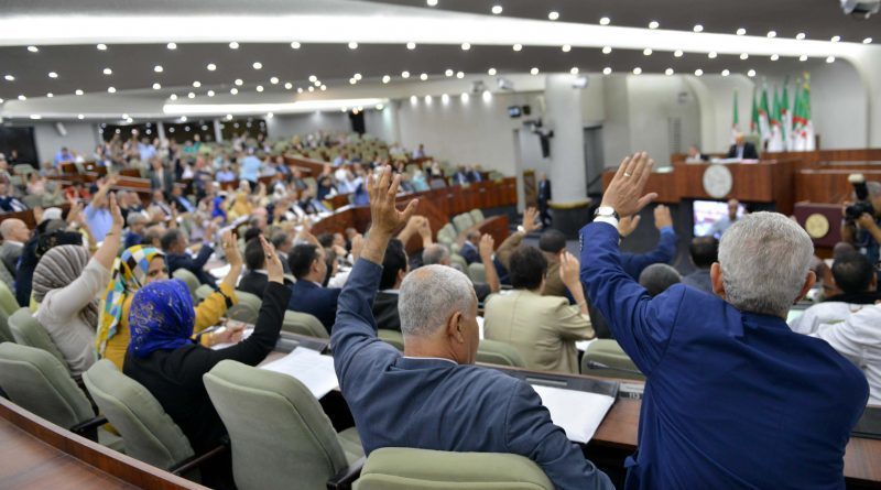Le projet de loi de finances : la date de la session de vote de la Chambre des représentants a été fixé. - Réveil d'algérie