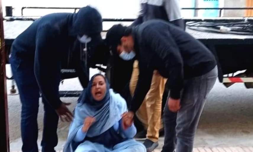 Sultana Khaya raconte le terrible sort que lui inflige la police marocaine - Réveil d'algérie