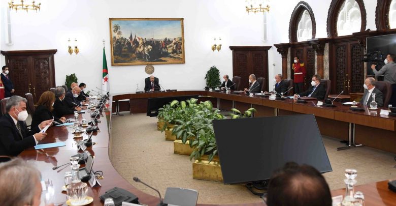 Abdelmadjid Tebboune préside la séance de travail des ambassadeurs d’Algérie au Machrek arabe. - Réveil d'algérie