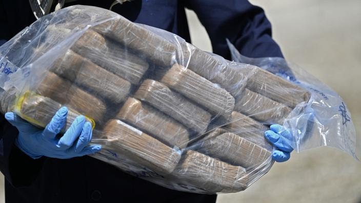 Arrestation d’un gérant de cabaret membre d’un réseau international de trafic de Cocaïne - Réveil d'algérie