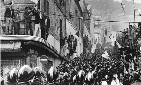 11 décembre 1960, une étape charnière dans le cours de la guerre de libération - Réveil d'algérie