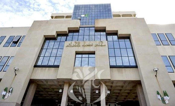 Pour affaire de corruption O5 ans de prison ferme, assortie d’une amende de 8 millions de DA à l’encontre de l’ex directeur de la résidence « Sahel » Hamid Melzi - Réveil d'algérie