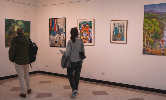 Lancement de la 13eme édition du Salon national des arts plastiques. - Réveil d'algérie