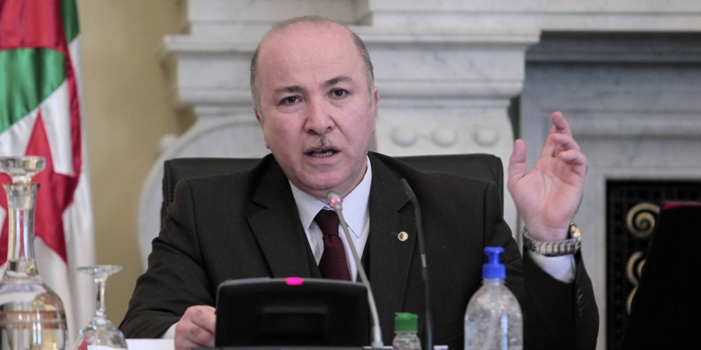 Vers un retour progressif de la disponibilité des produits alimentaires de large consommation. - Réveil d'algérie