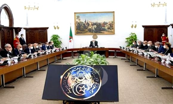 Conseil des ministres - Réveil d'algérie