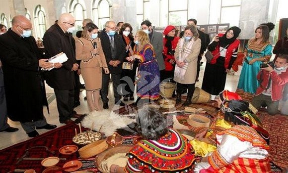 Journée des bénévoles: la Touiza, entre héritage et pratique. - Réveil d'algérie