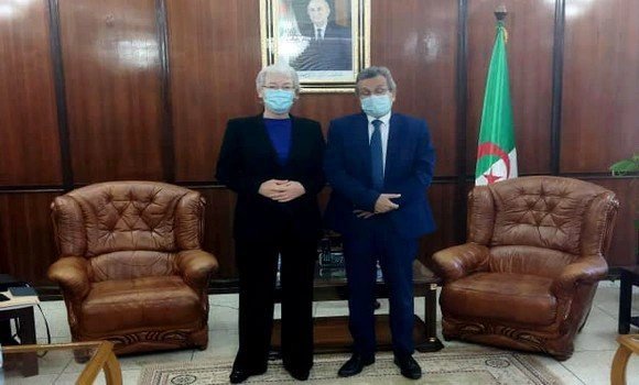 Benbouzid reçoit l’ambassadrice de la République d’Allemagne à Alger. - Réveil d'algérie