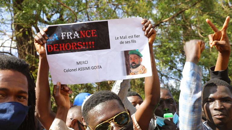Accords de défense franco-maliens : Bamako veut les réviser. - Réveil d'algérie