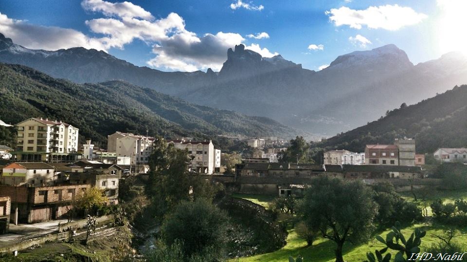 Clôture de la 2ee édition du burnous d’Ath Voughardane. - Réveil d'algérie