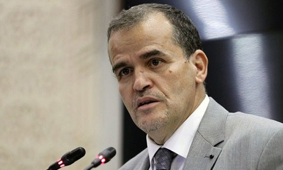 Kamel Rezzig offrir les facilités aux entreprises productives et promouvoir l’exportation - Réveil d'algérie