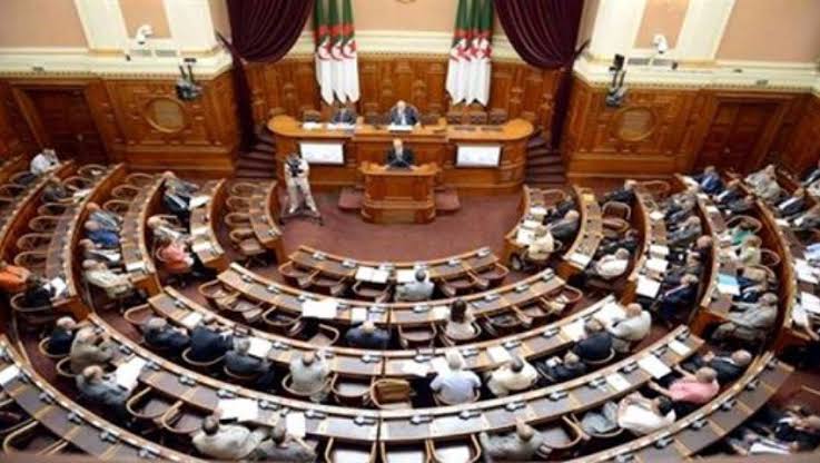 Conseil de la nation: le Président Tebboune désigne les membres du tiers présidentiel - Réveil d'algérie