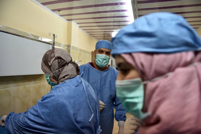 Déclaration du SNECHU : Les médecins algériens partent pour des raisons économiques. - Réveil d'algérie