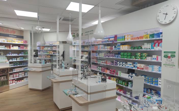 Le ministre de la santé décide d’associer les différents intervenants sur le marché des produits pharmaceutiques au nouveau règlement des pharmacies. - Réveil d'algérie