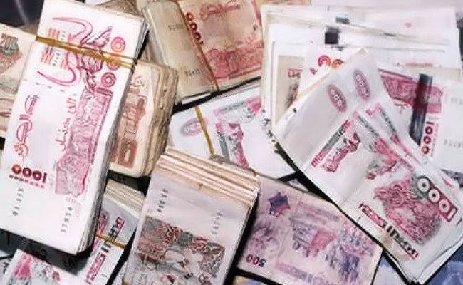 Dettes des clubs de football : La CNRL annonce une dette de 270 Milliards de centimes et dénonce une gestion catastrophique. - Réveil d'algérie