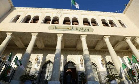 Le Président du syndicat de la magistrature réclame plus d’indépendance de la justice. - Réveil d'algérie