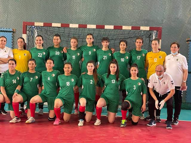 La sélection féminine algérienne de handball (U18) s’est adjugée la 3e place du Championnat d’Afrique des nations. - Réveil d'algérie
