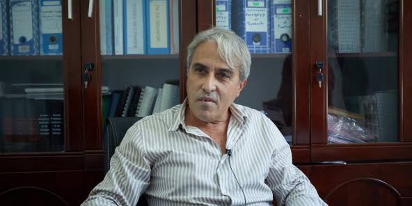 Le président de de la société algérienne d’immunologie Kamel Djenouhat plaide Pour la levée des mesures restrictives. - Réveil d'algérie