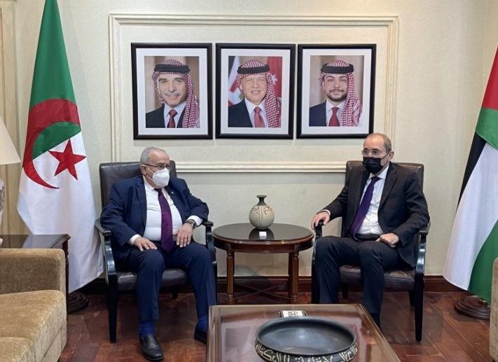 Le ministre des Affaires étrangères et de la Communauté nationale à l’étranger, R. Lamamra en visite de travail en République du Liban. - Réveil d'algérie