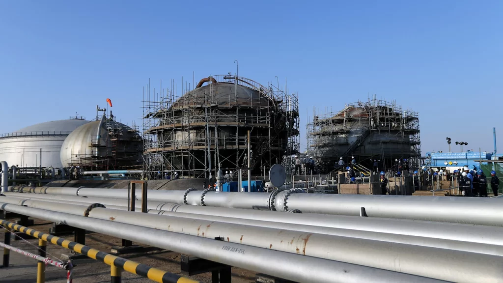 Les Houthis attaquent une installation d’Aramco en Arabie Saoudite, qui réduit sa production - Réveil d'algérie