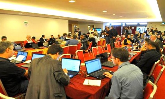 Communication : organiser le secteur par la promulgation de deux nouvelles lois sur la presse écrite et électronique et audiovisuelle - Réveil d'algérie