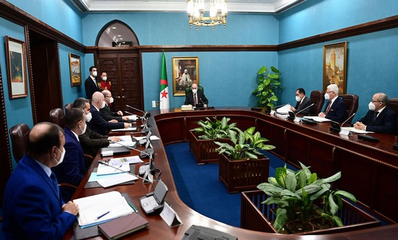 Le Président Tebboune préside une réunion sur les derniers préparatifs des JM Oran-2022 - Réveil d'algérie