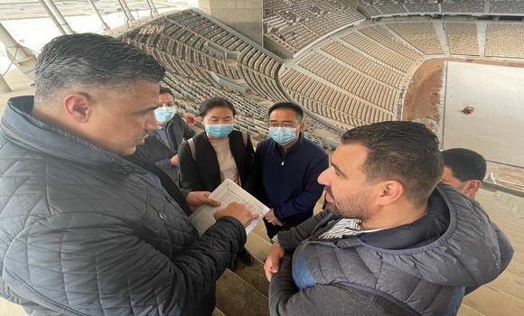 Le ministre de l’Habitat, Tarek Belaribi adresse des instructions strictes à l’entreprise de réalisation chargée de la construction du stade de Baraki (Alger). - Réveil d'algérie