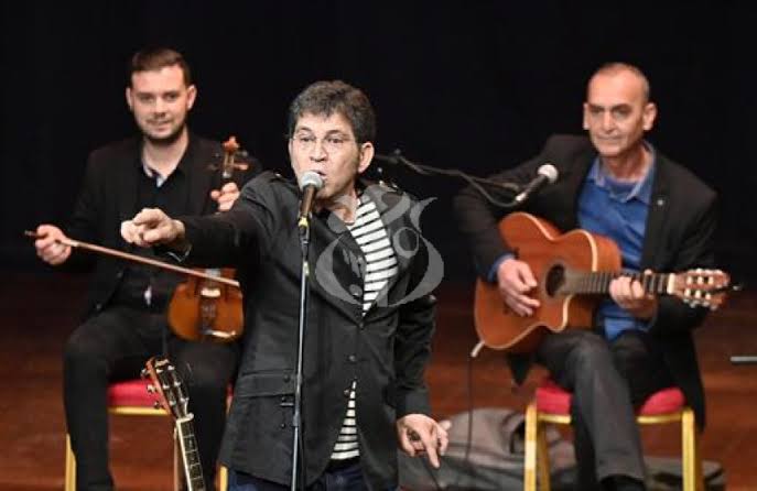 Théâtre national : Baâziz enchante le nombreux public algérois. - Réveil d'algérie