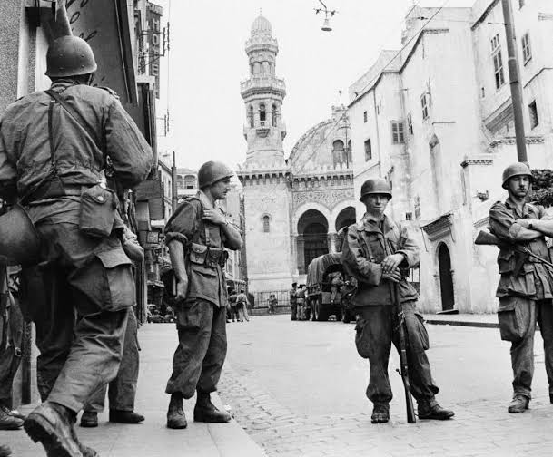 Guerre des grottes : Des historiens français appellent à l’ouverture des archives. - Réveil d'algérie