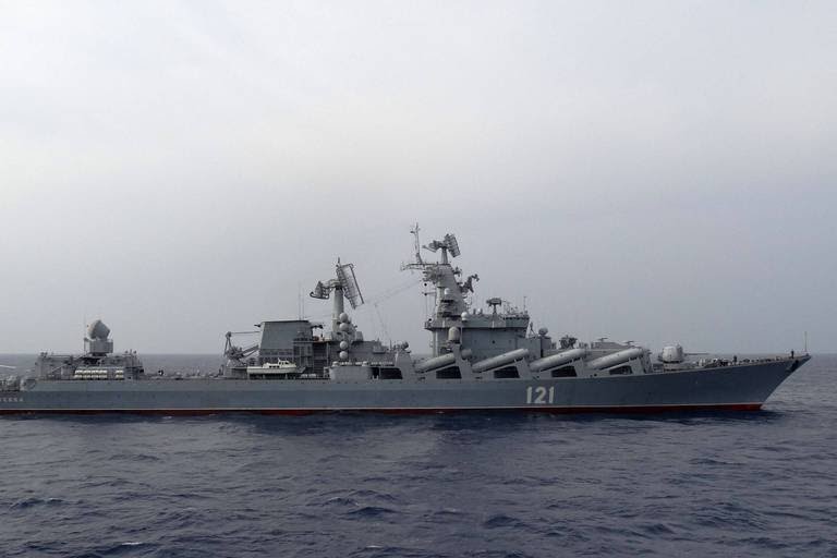 En représailles au naufrage du vaisseau amiral en mer Noire, la Russie va intensifier ses bombardements sur Kief. - Réveil d'algérie