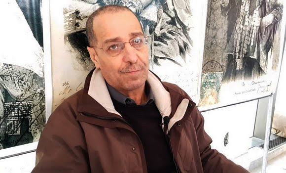 L’artisan, Belakhdar Chouli passionné a la collecte des pièces anciennes de bijoux traditionnels. - Réveil d'algérie