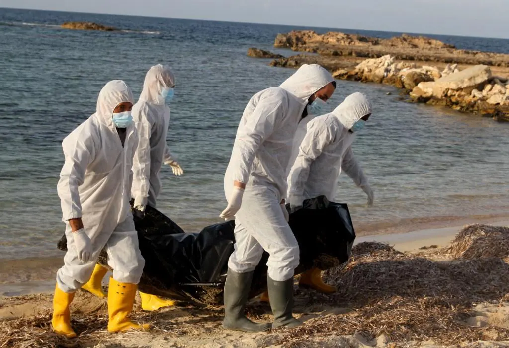 Tunisie : 13 corps de migrants rejetés par la mer. - Réveil d'algérie