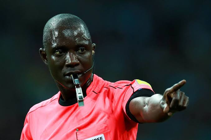 Affaire Gassama : La commission des arbitres de la FIFA se prononce de manière ambiguë. - Réveil d'algérie