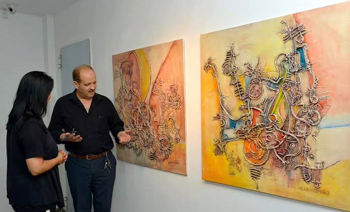 40 artistes plasticiens issus de plusieurs wilayas du pays participent au Salon national des arts plastiques. - Réveil d'algérie