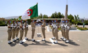 Sortie de 6 promotions à l’Ecole supérieure de l’arme blindée de Batna. - Réveil d'algérie