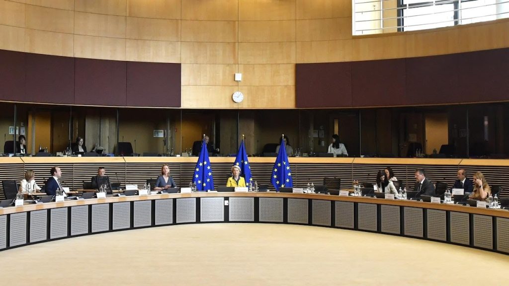 L’UE recommande le statut de candidat à Kiev. - Réveil d'algérie